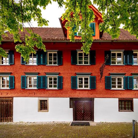 Crimson Cottage Apartments Дорнбирн Екстериор снимка