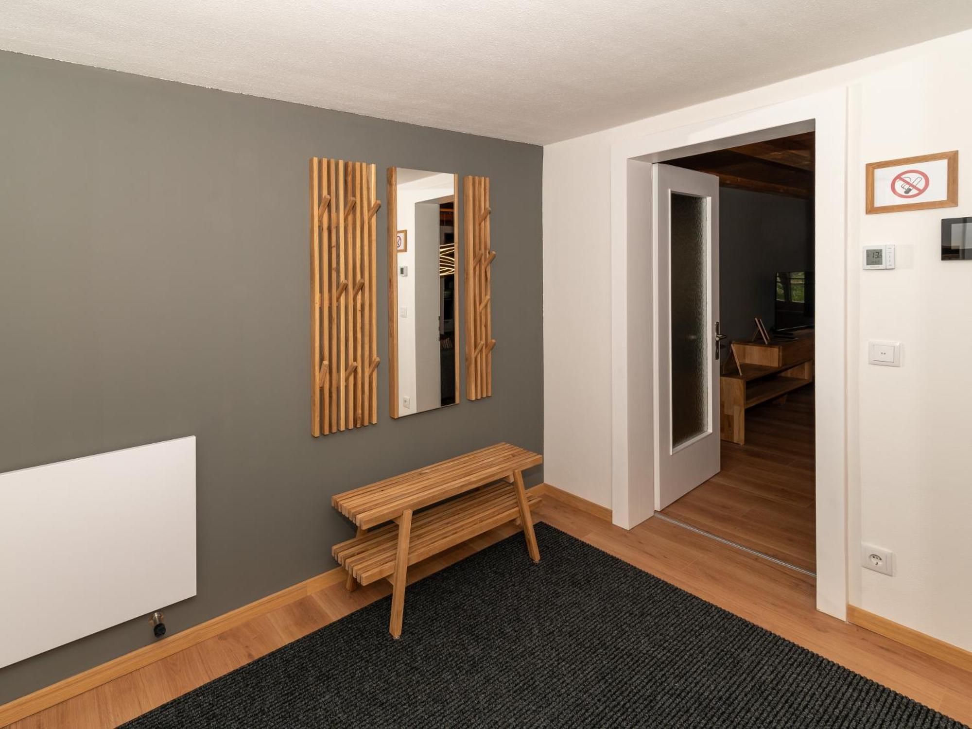 Crimson Cottage Apartments Дорнбирн Екстериор снимка