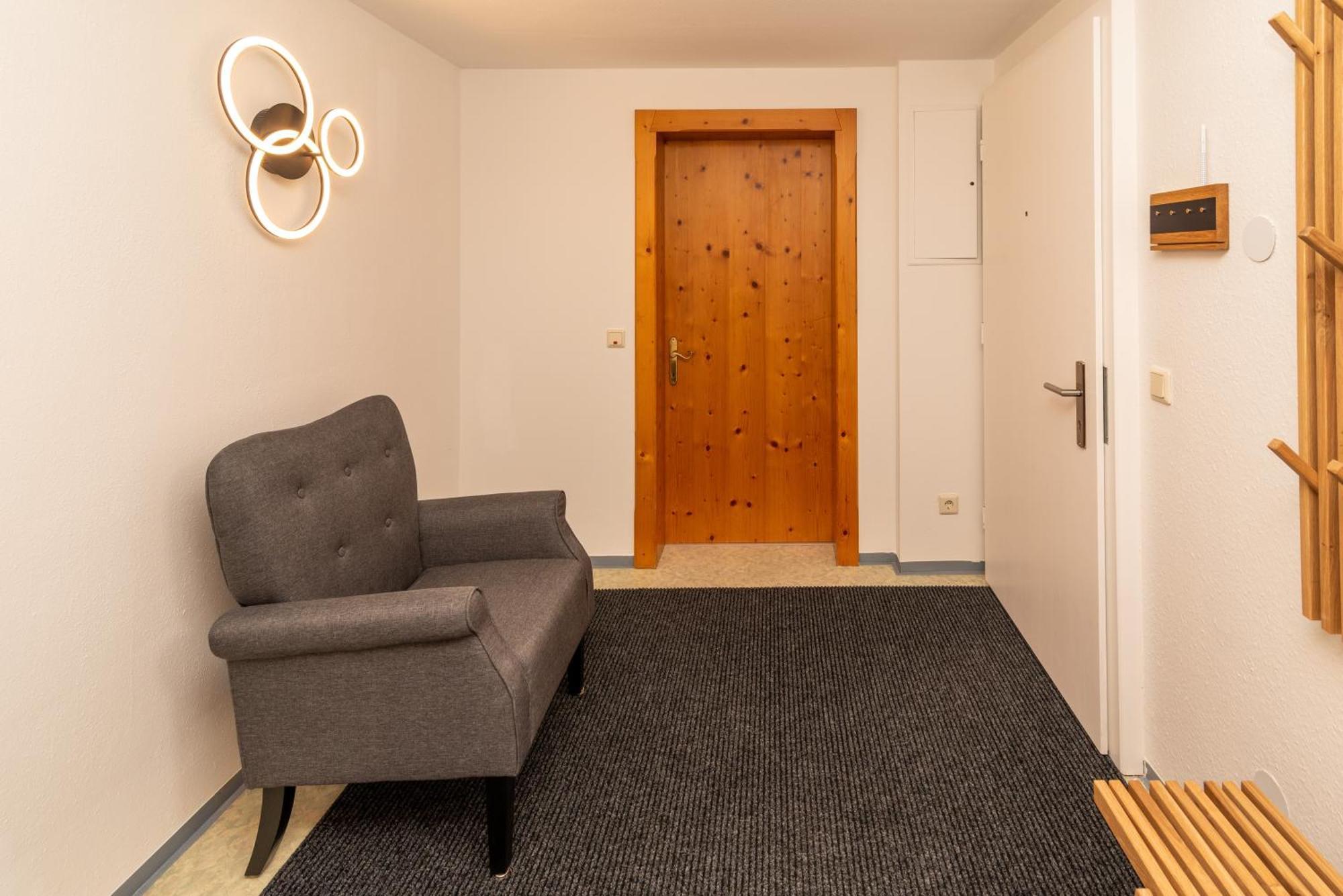 Crimson Cottage Apartments Дорнбирн Екстериор снимка