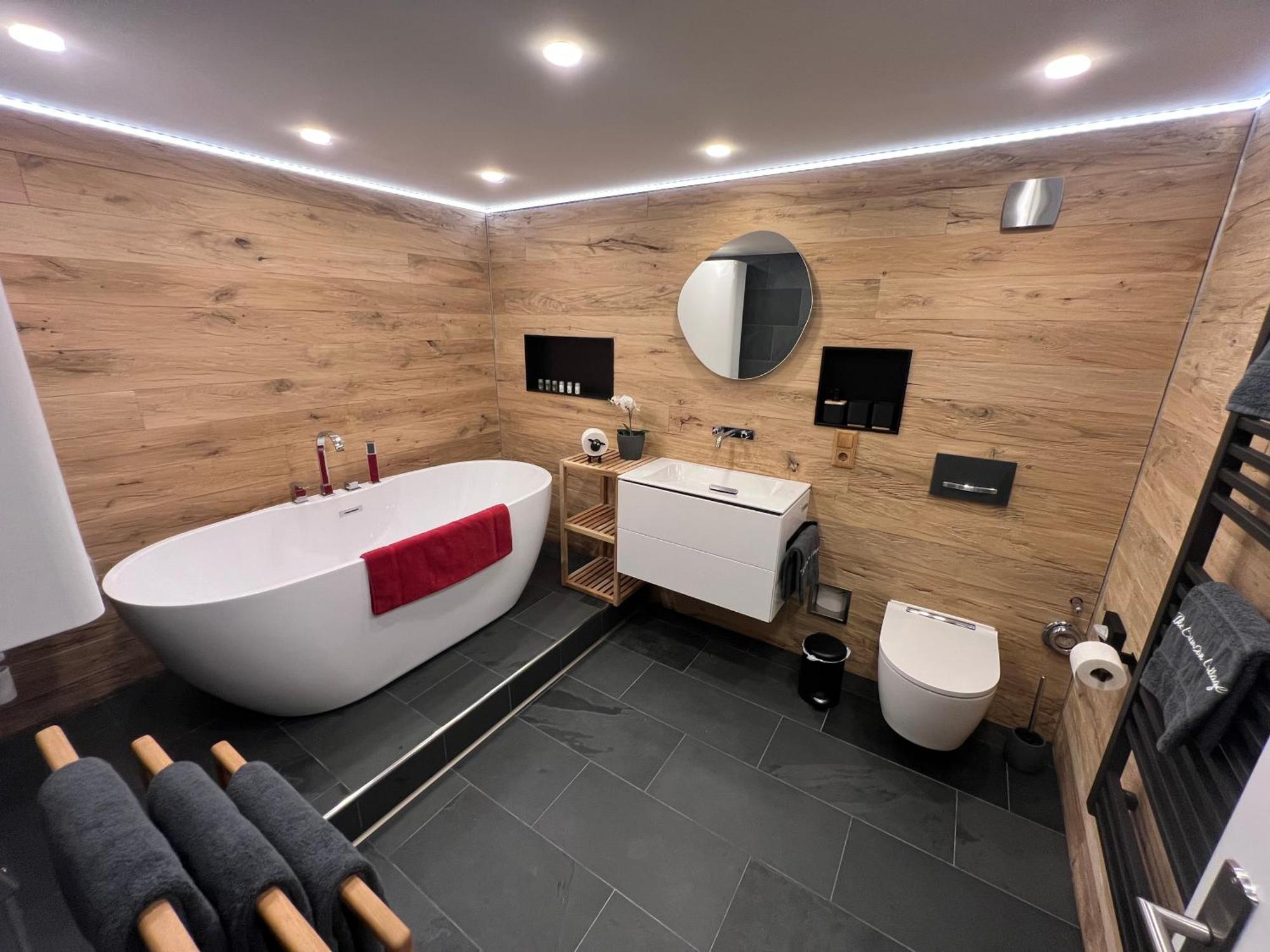 Crimson Cottage Apartments Дорнбирн Екстериор снимка
